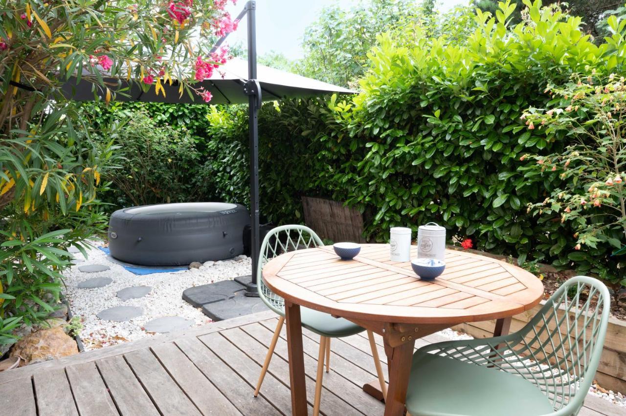 Ideal Couple Jacuzzi Et Jolie Cour Interieure Toulouse Eksteriør billede